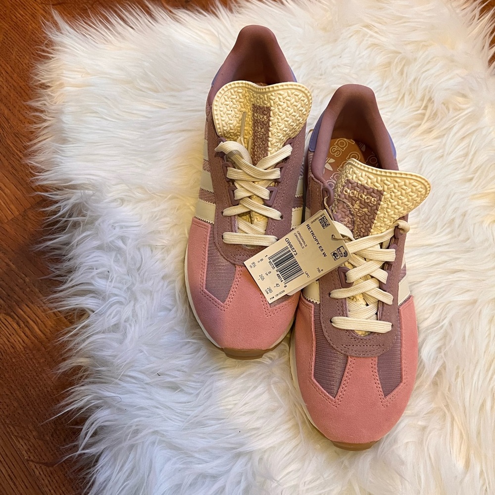 Nwt revolve adidas retropy E5 magic mauve chalk white sneakers - Picture 3 of 10